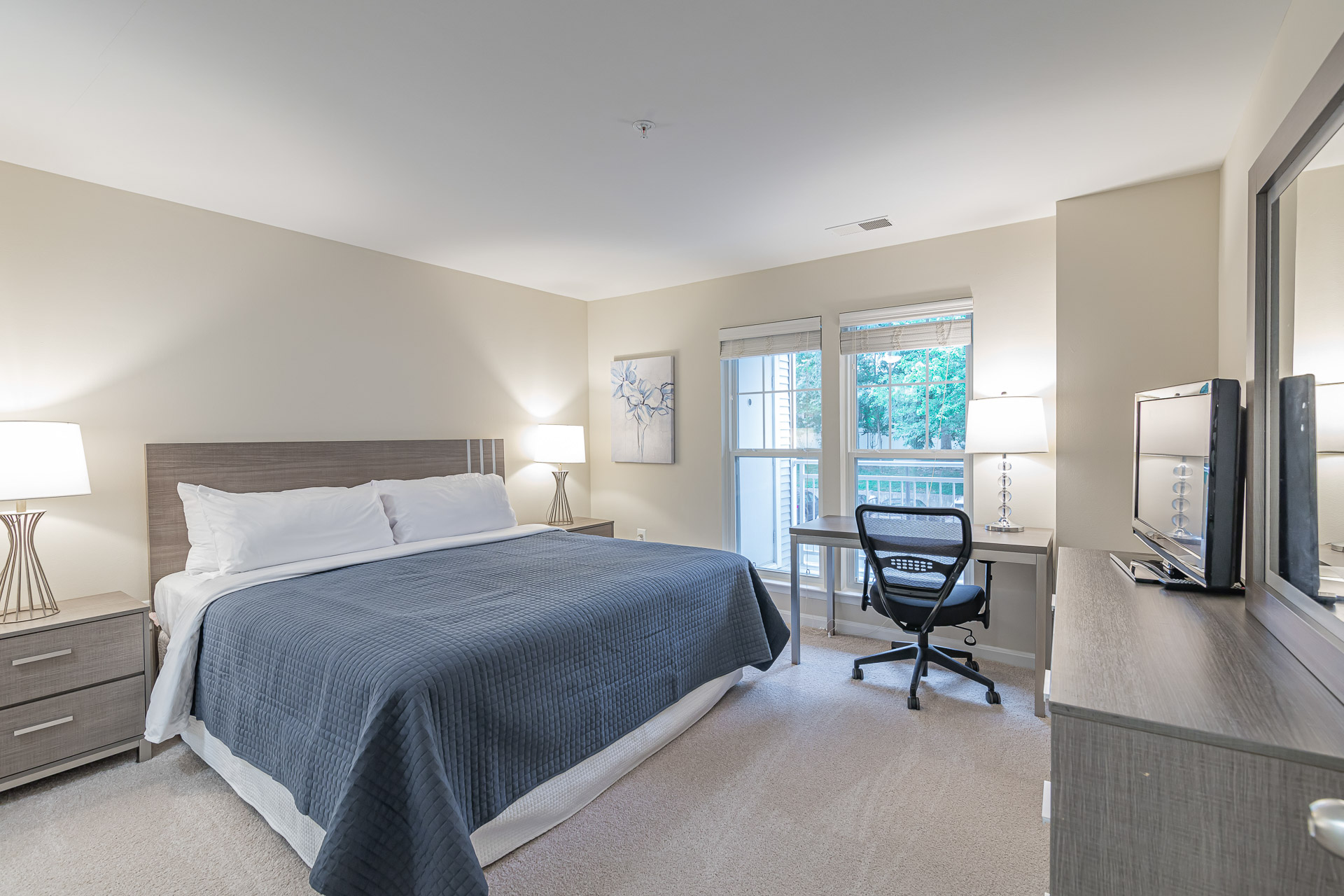 6_Furnished_Short_Term_Regents_Park_Bedroom (15) (14)