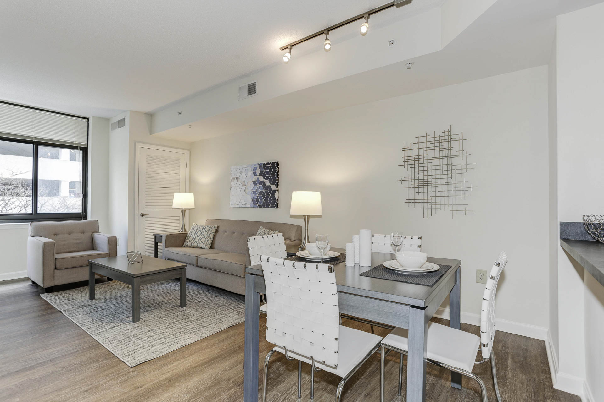 Kanso Silver Spring Apartments 