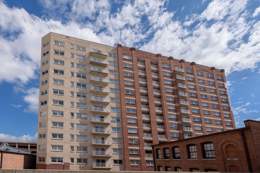 The Centerpoint Apartments in City Center