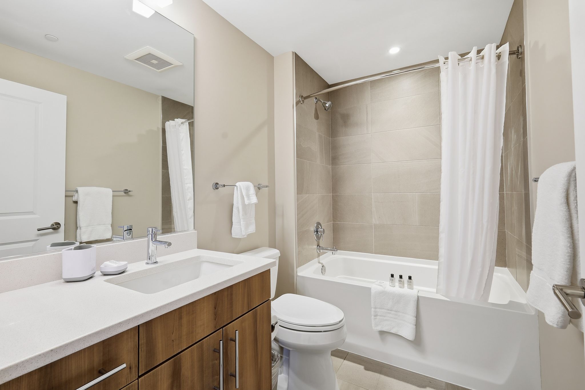 Bathroom-IMG_6606