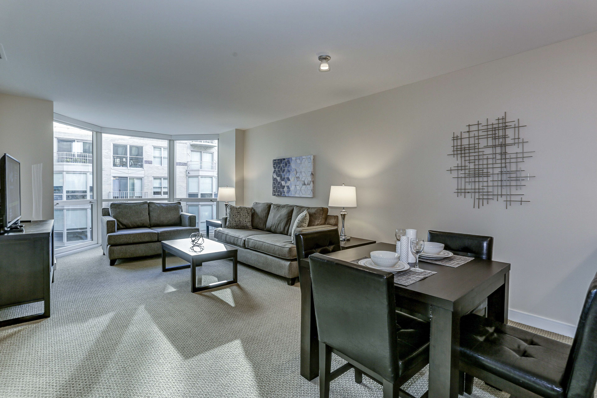 22_Lansburgh_Corporate_Apartment_Indoor_Dining_Area(6) (1)